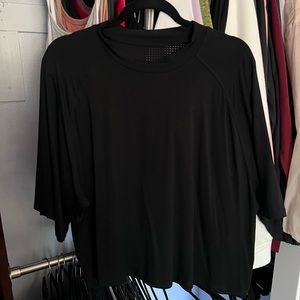 Buffbunny active top